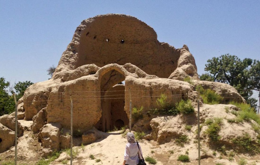 افغانستان خانقاه پدر مولانا و آرامگاه منسوب به ابوریحان را بازسازی می‌کند